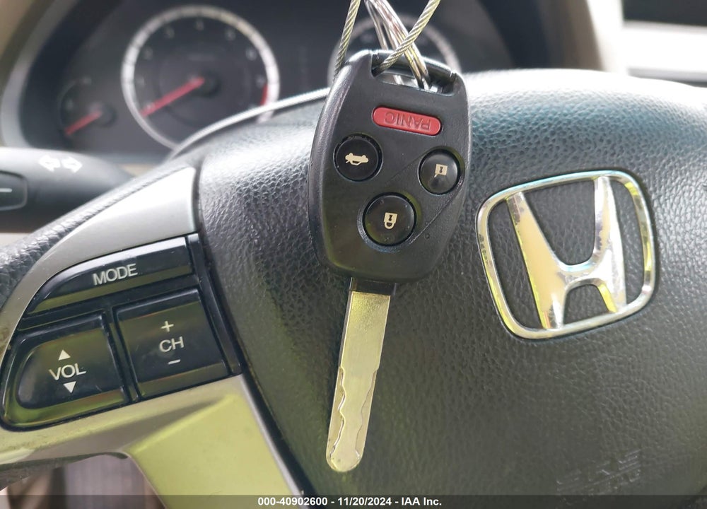 2010 HONDA ACCORD 2.4 EX VIN: 1HGCP2F74AA011105