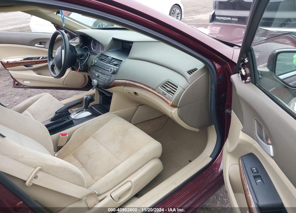2010 HONDA ACCORD 2.4 EX VIN: 1HGCP2F74AA011105