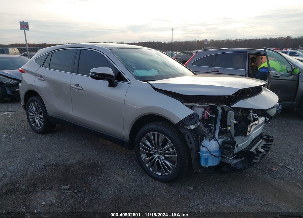 2024 TOYOTA VENZA LIMITED VIN: JTEAAAAH8RJ163607