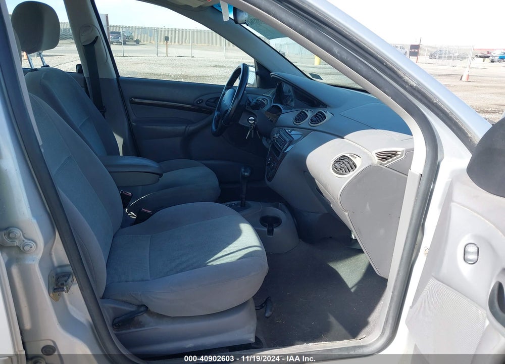 2001 FORD FOCUS ZTS VIN: 1FAFP38321W376483