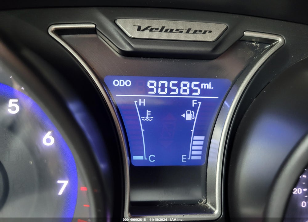 2013 HYUNDAI VELOSTER VIN: KMHTC6AE1DU174106