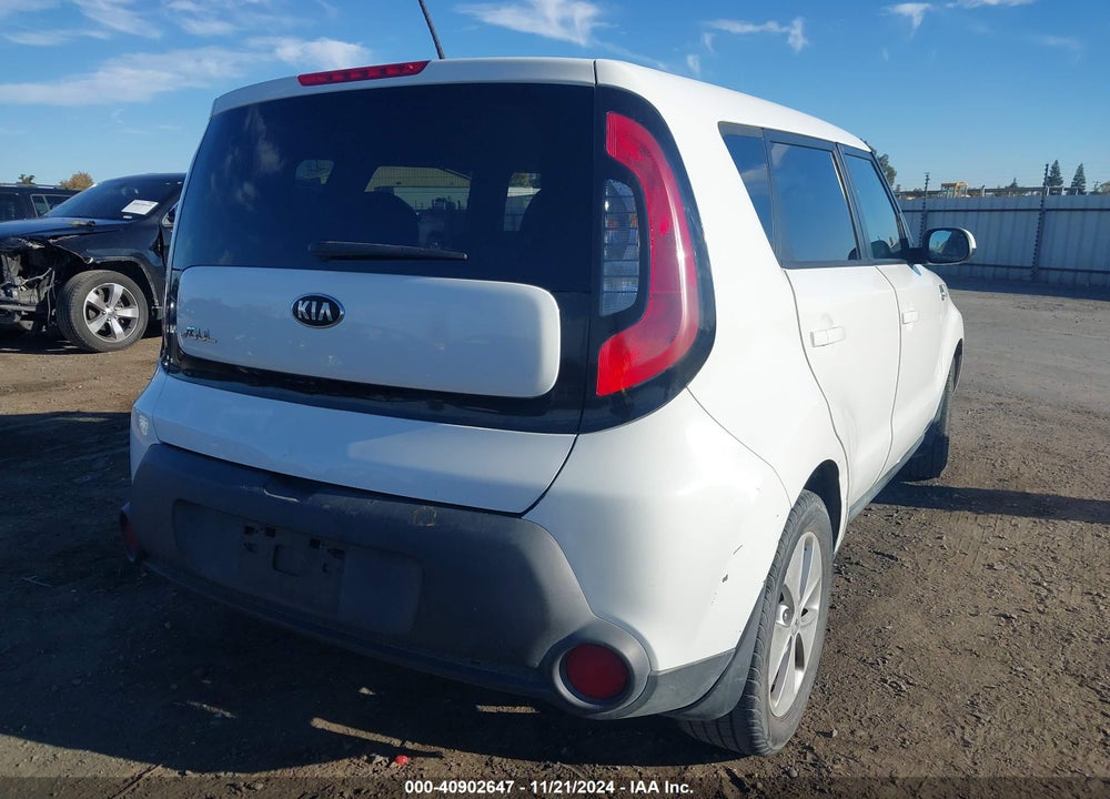 2014 KIA SOUL VIN: KNDJN2A2XE7738677