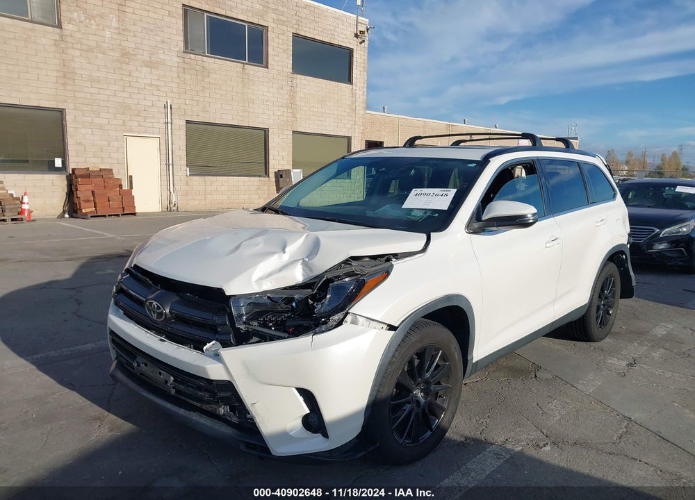 2019 TOYOTA HIGHLANDER SE VIN: 5TDKZRFHXKS569373