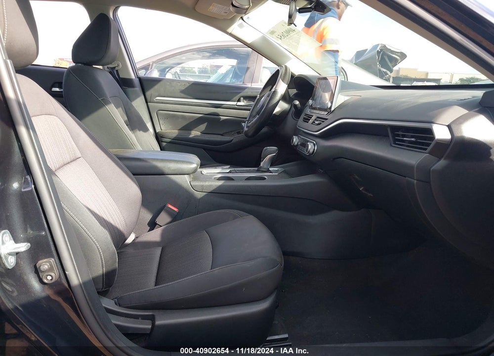 2022 NISSAN ALTIMA SV FWD VIN: 1N4BL4DV0NN340505