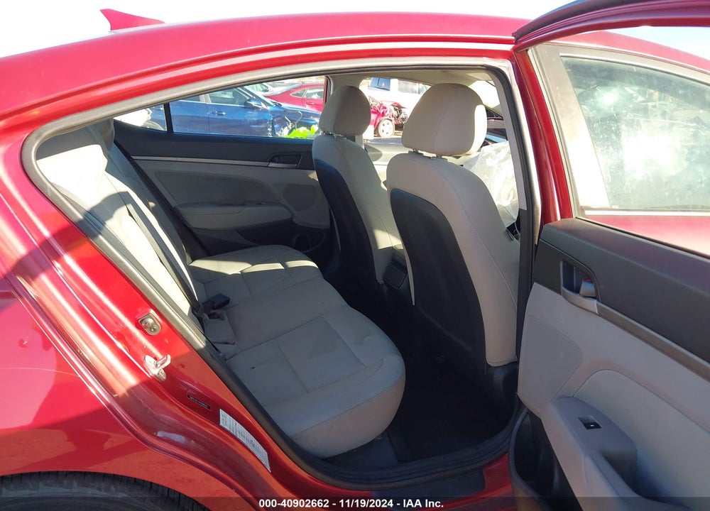 2017 HYUNDAI ELANTRA SE VIN: 5NPD74LF1HH208522