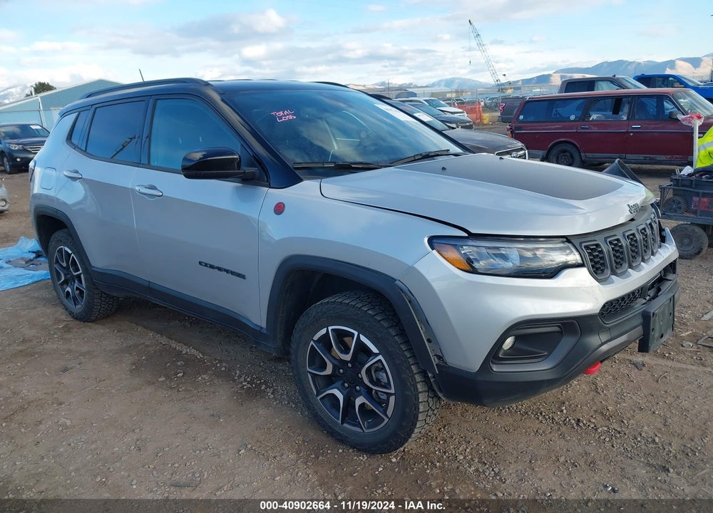 2024 JEEP COMPASS TRAILHAWK 4X4 VIN: 3C4NJDDN5RT118223