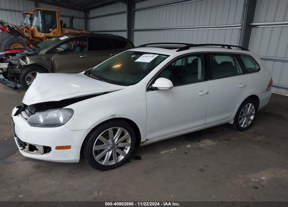 2011 VOLKSWAGEN JETTA SPORTWAGEN 2.0L TDI VIN: 3VWPL7AJ4BM637444