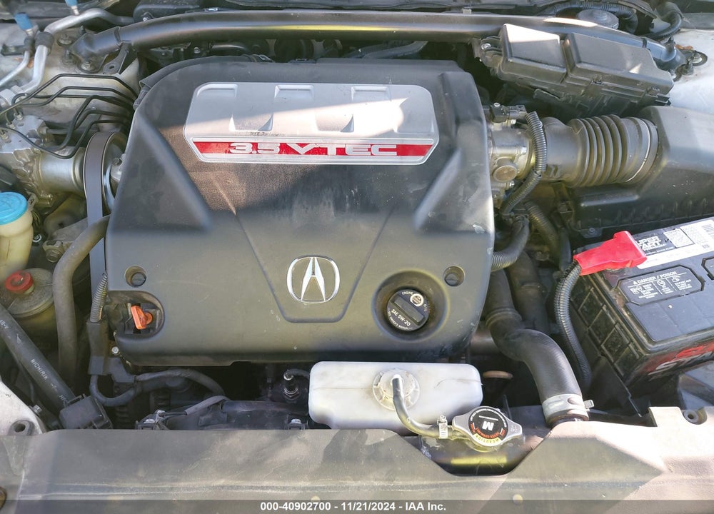 2008 ACURA TL TYPE S VIN: 19UUA766X8A011095