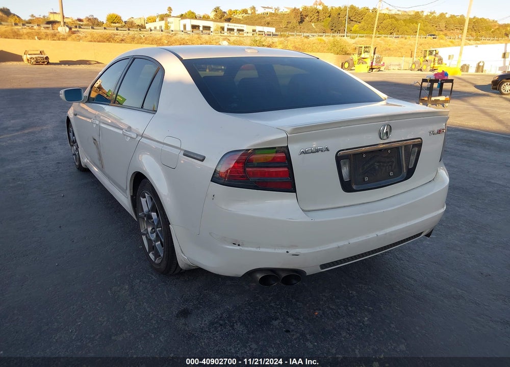 2008 ACURA TL TYPE S VIN: 19UUA766X8A011095