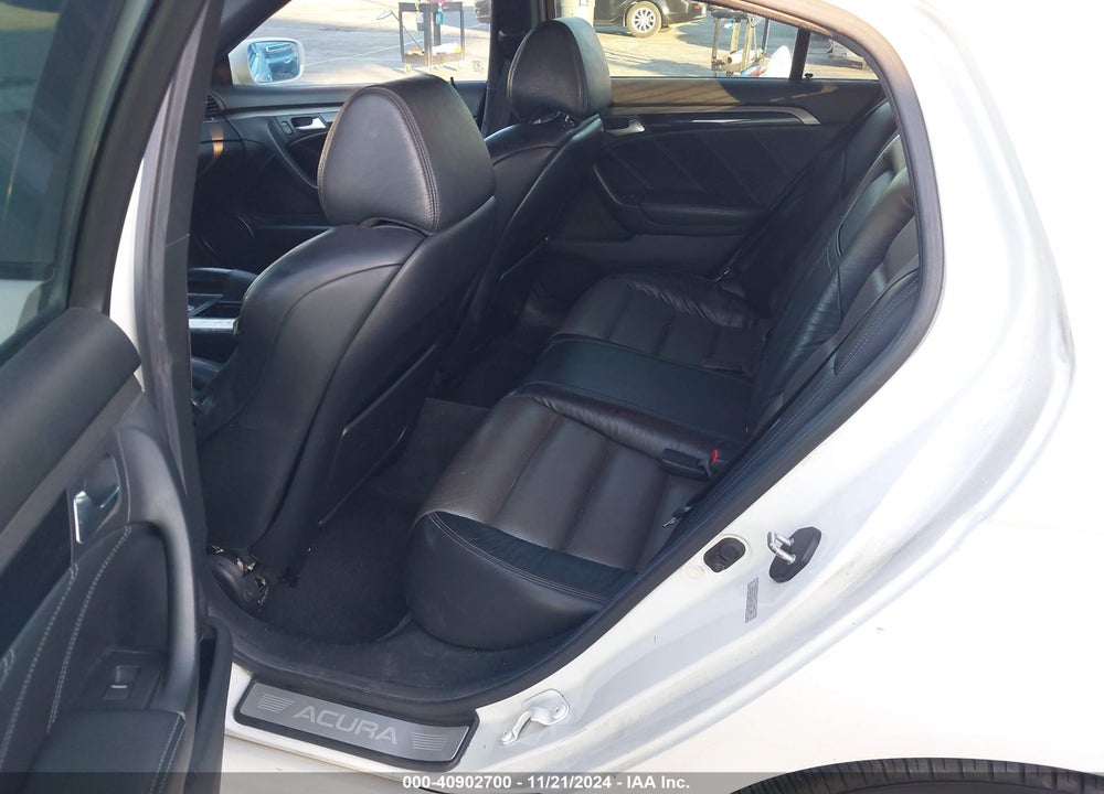 2008 ACURA TL TYPE S VIN: 19UUA766X8A011095