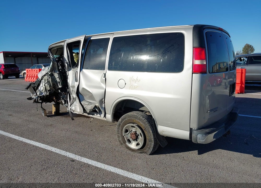 2006 CHEVROLET EXPRESS LS VIN: 1GAHG35U661107013