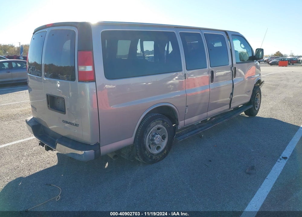 2006 CHEVROLET EXPRESS LS VIN: 1GAHG35U661107013