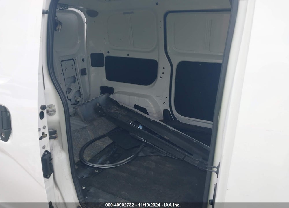 2017 NISSAN NV200 S VIN: 3N6CM0KN5HK715285