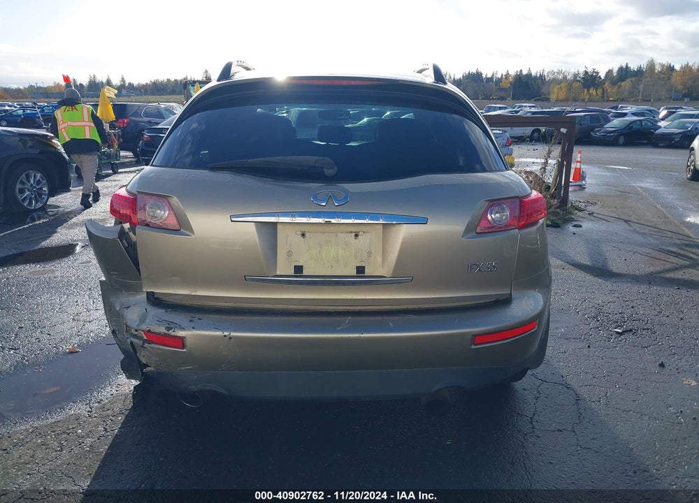 2003 INFINITI FX35 VIN: JNRAS08W03X201321