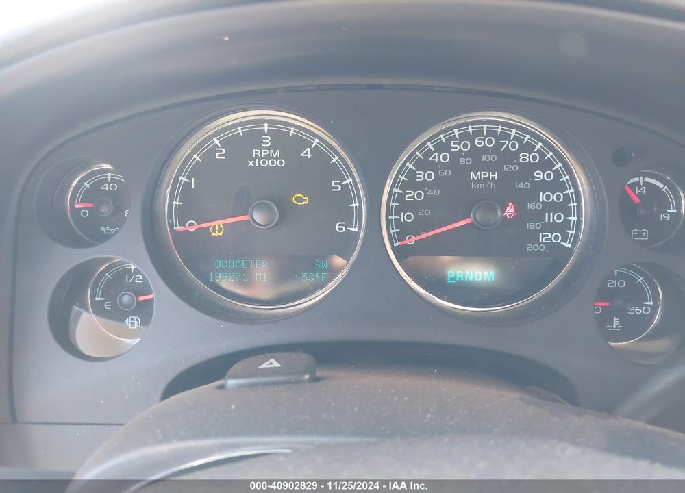 2013 CHEVROLET SUBURBAN 1500 LTZ VIN: 1GNSKKE79DR175389