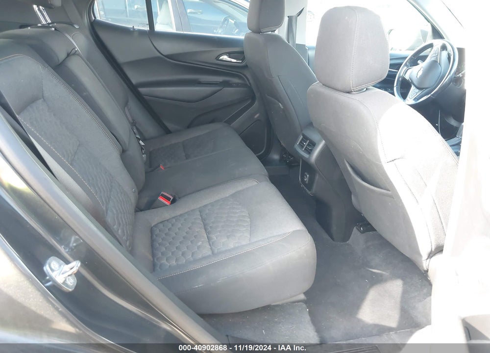 2019 CHEVROLET EQUINOX LT VIN: 2GNAXKEV4K6133913