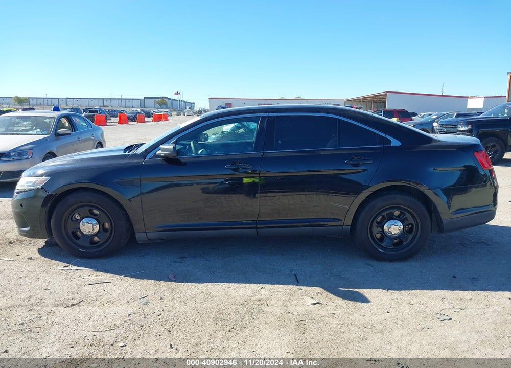 2013 FORD POLICE INTERCEPTOR VIN: 1FAHP2M80DG105800