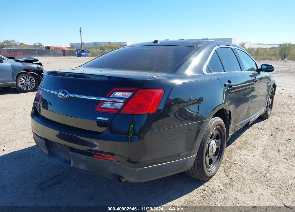2013 FORD POLICE INTERCEPTOR VIN: 1FAHP2M80DG105800