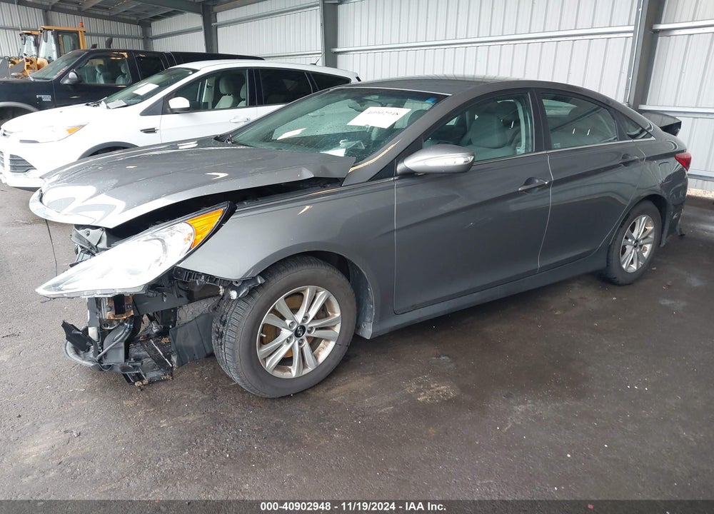 2014 HYUNDAI SONATA GLS VIN: 5NPEB4AC3EH821684