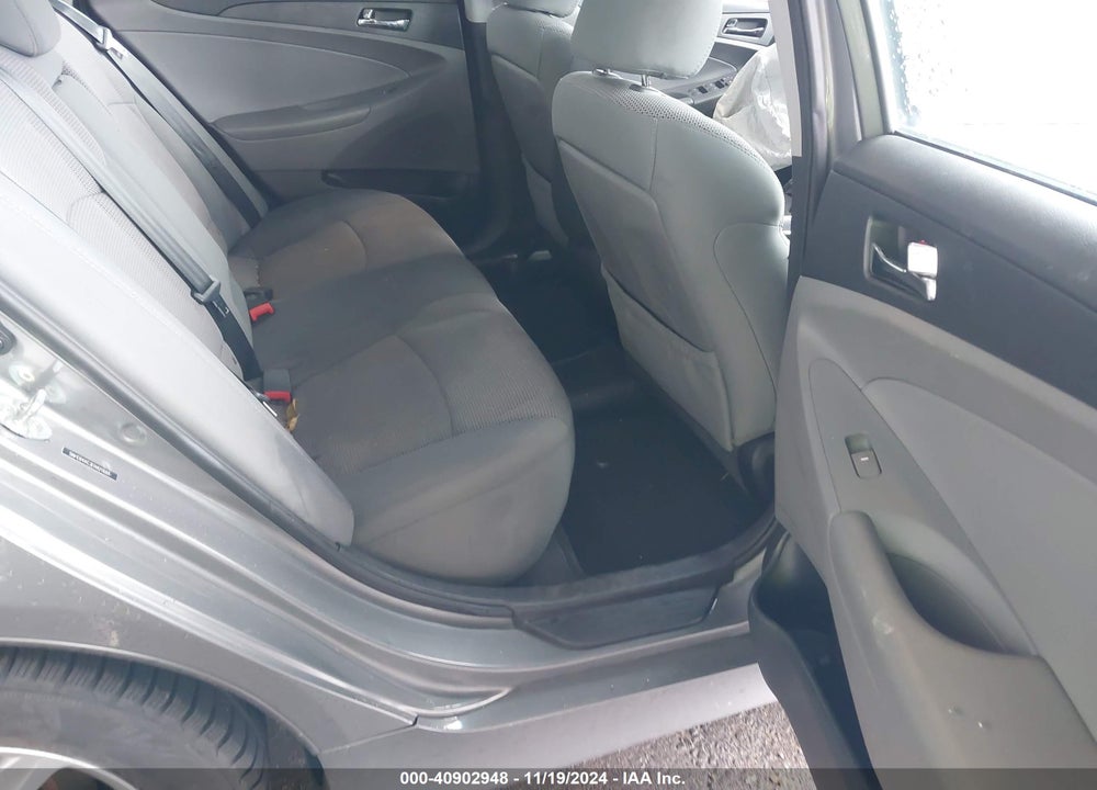 2014 HYUNDAI SONATA GLS VIN: 5NPEB4AC3EH821684