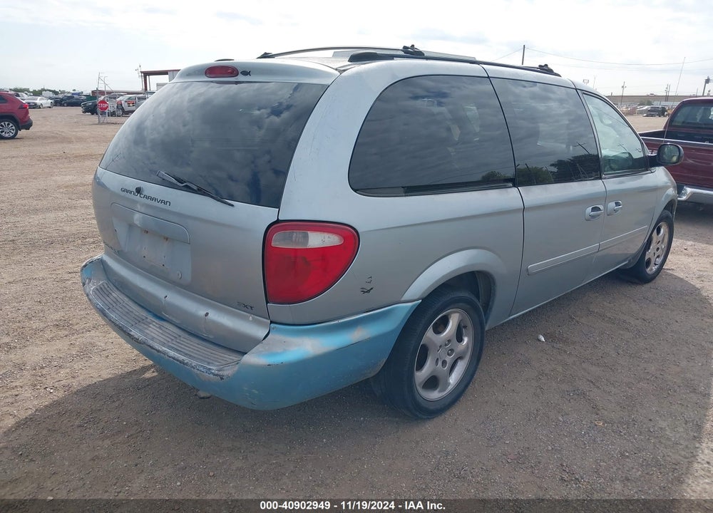 2005 DODGE GRAND CARAVAN SXT VIN: 2D4GP44L05R492034