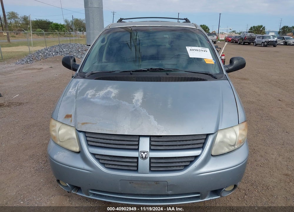 2005 DODGE GRAND CARAVAN SXT VIN: 2D4GP44L05R492034