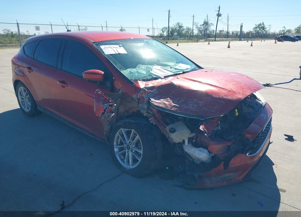 2018 FORD FOCUS SE VIN: 1FADP3K2XJL321613