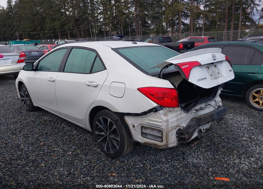 2018 TOYOTA COROLLA XSE VIN: 5YFBURHE9JP844353