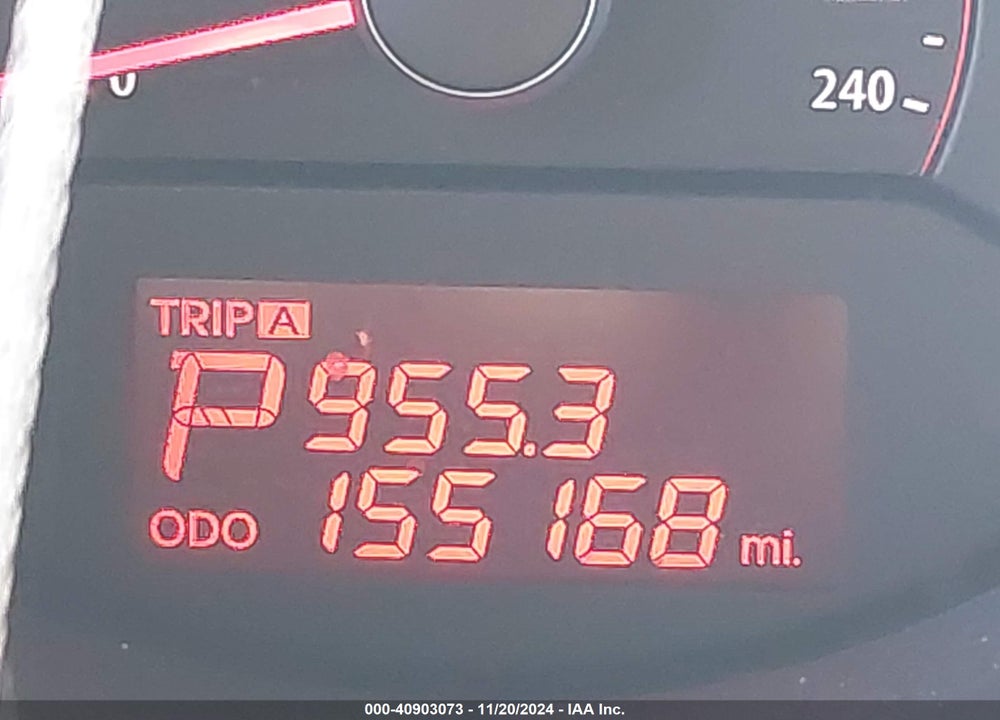 2011 KIA SORENTO EX V6 VIN: 5XYKUDA25BG003929