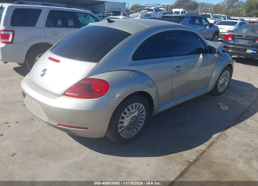 2015 VOLKSWAGEN BEETLE 1.8T VIN: 3VWJ07AT1FM639089
