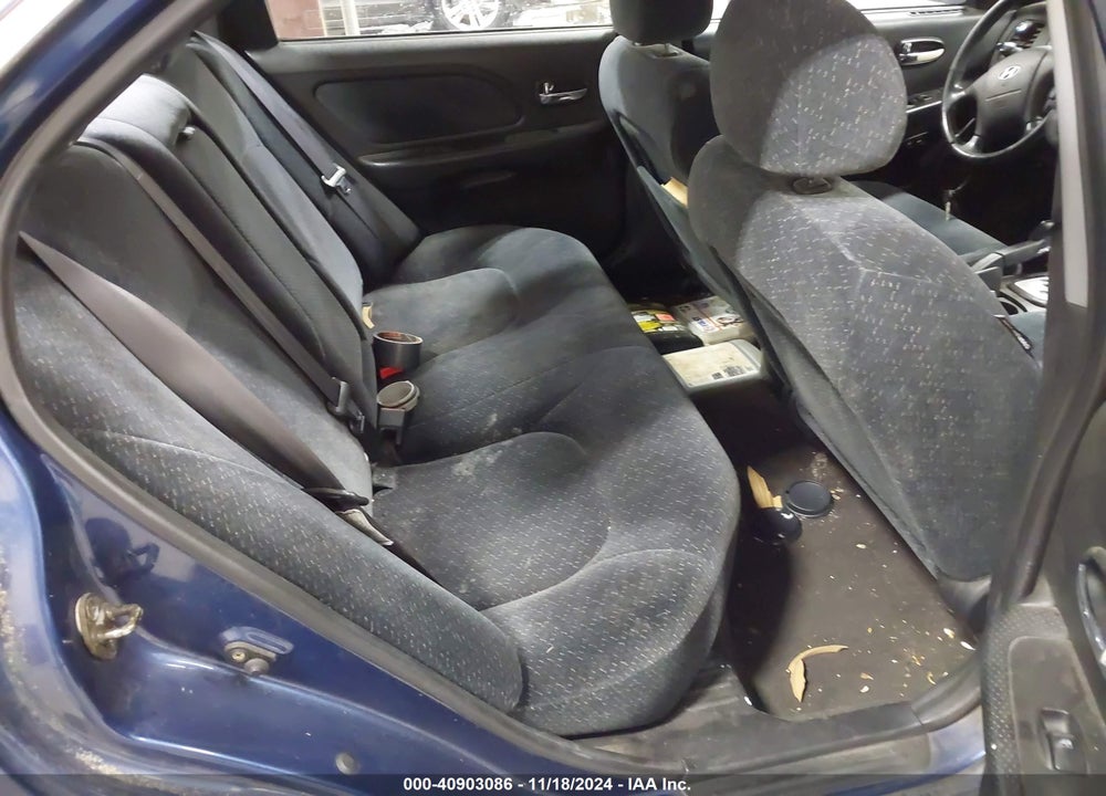 2004 HYUNDAI SONATA VIN: KMHWF25S64A044806