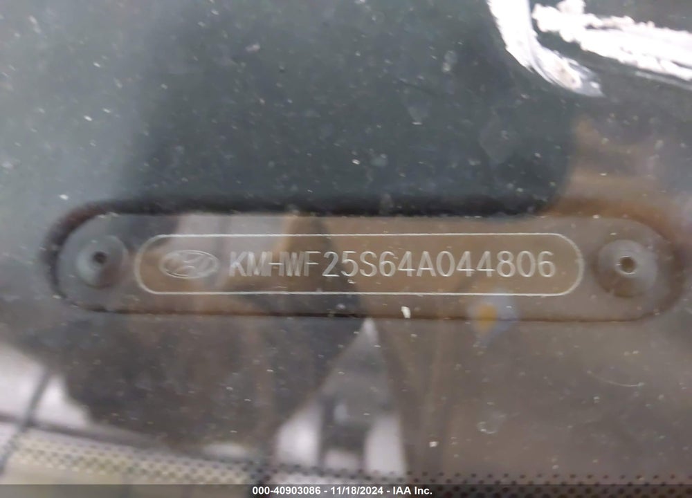 2004 HYUNDAI SONATA VIN: KMHWF25S64A044806