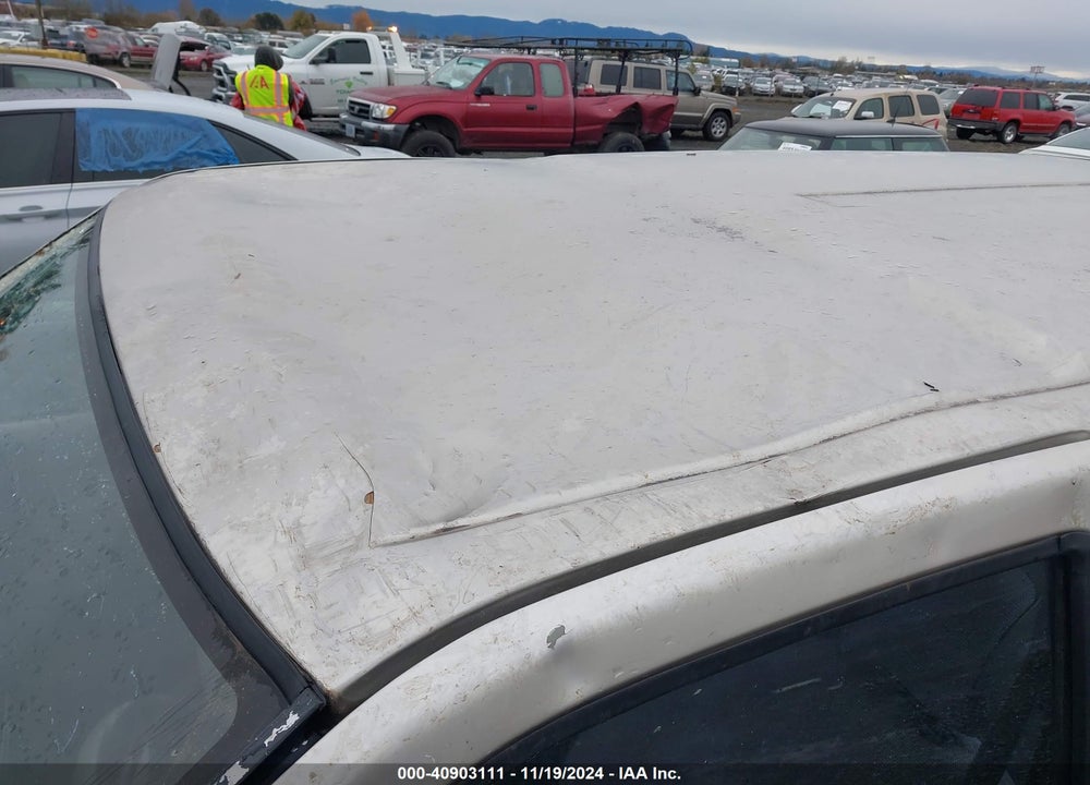 1994 NISSAN PATHFINDER LE/SE/XE VIN: JN8HD17Y7RW203815