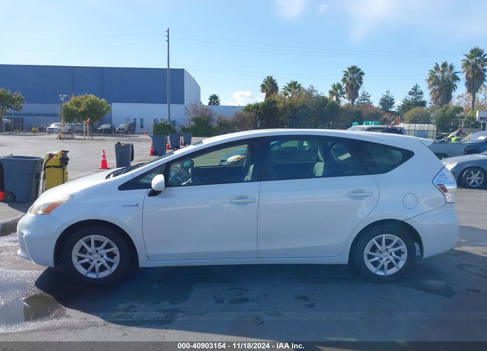 2013 TOYOTA PRIUS V TWO VIN: JTDZN3EU2D3284466