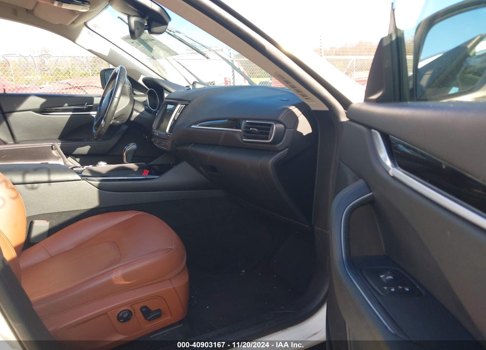 2017 MASERATI LEVANTE VIN: ZN661XUA3HX222889