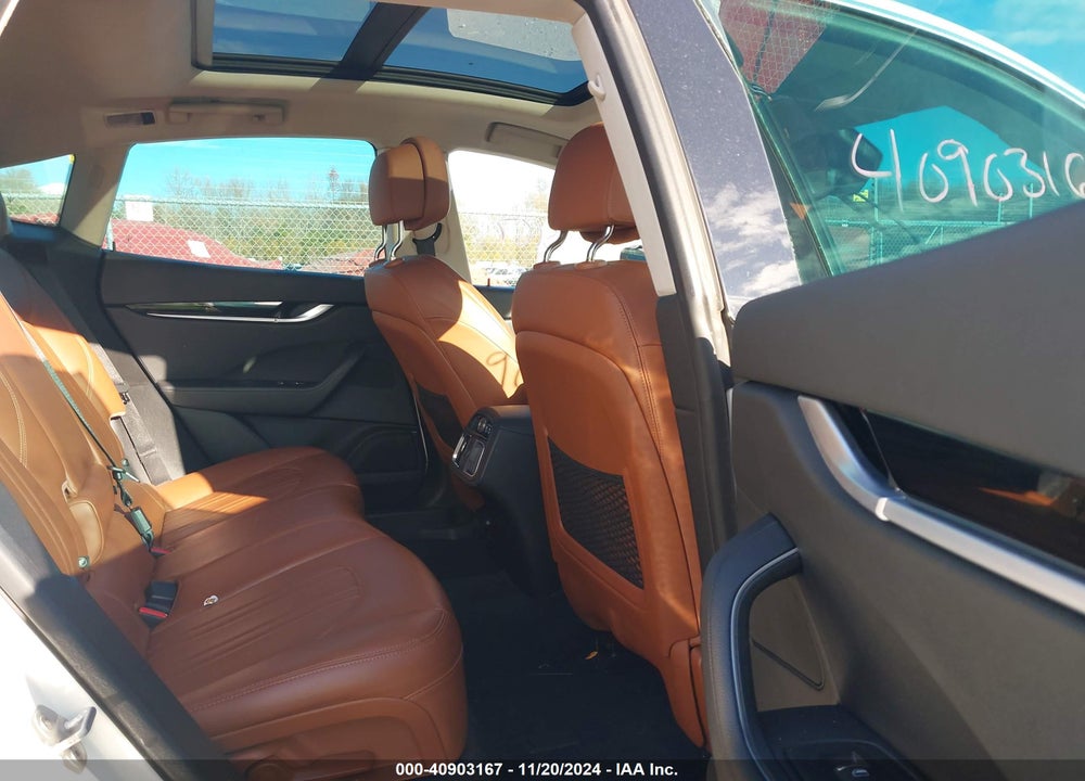 2017 MASERATI LEVANTE VIN: ZN661XUA3HX222889