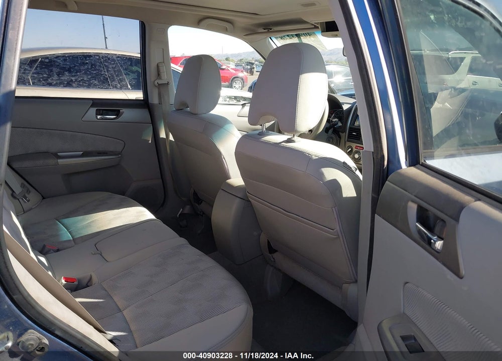 2010 SUBARU FORESTER 2.5X PREMIUM VIN: JF2SH6CC6AH904417
