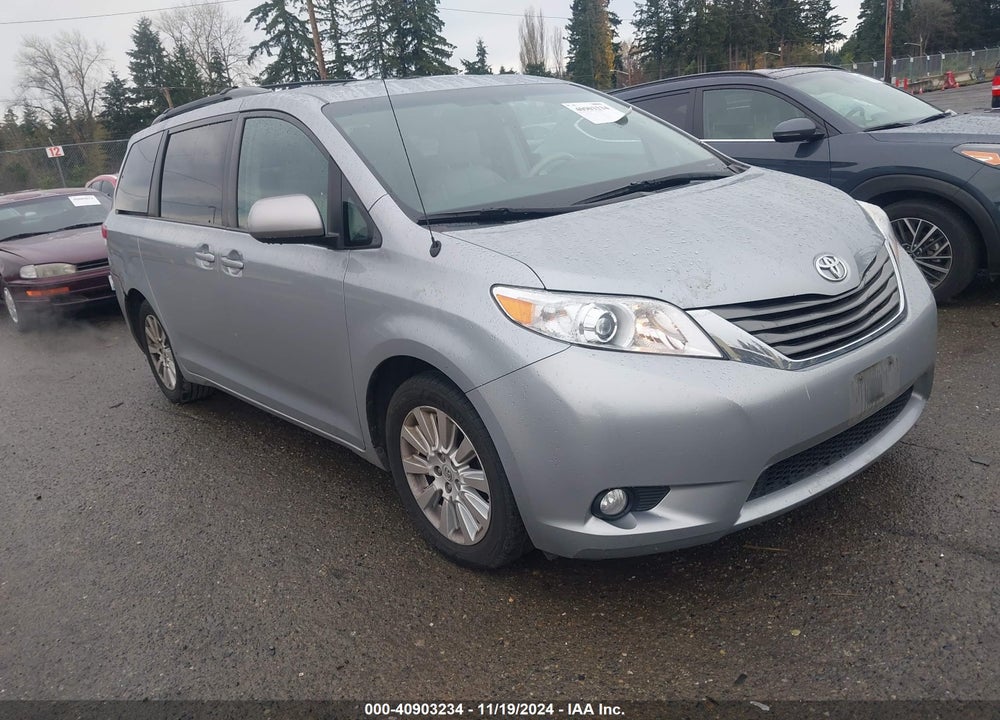 2014 TOYOTA SIENNA XLE 7 PASSENGER VIN: 5TDDK3DC2ES086224