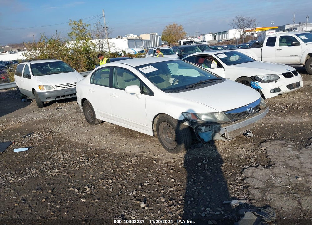 2011 HONDA CIVIC LX VIN: 2HGFA1F5XBH538639