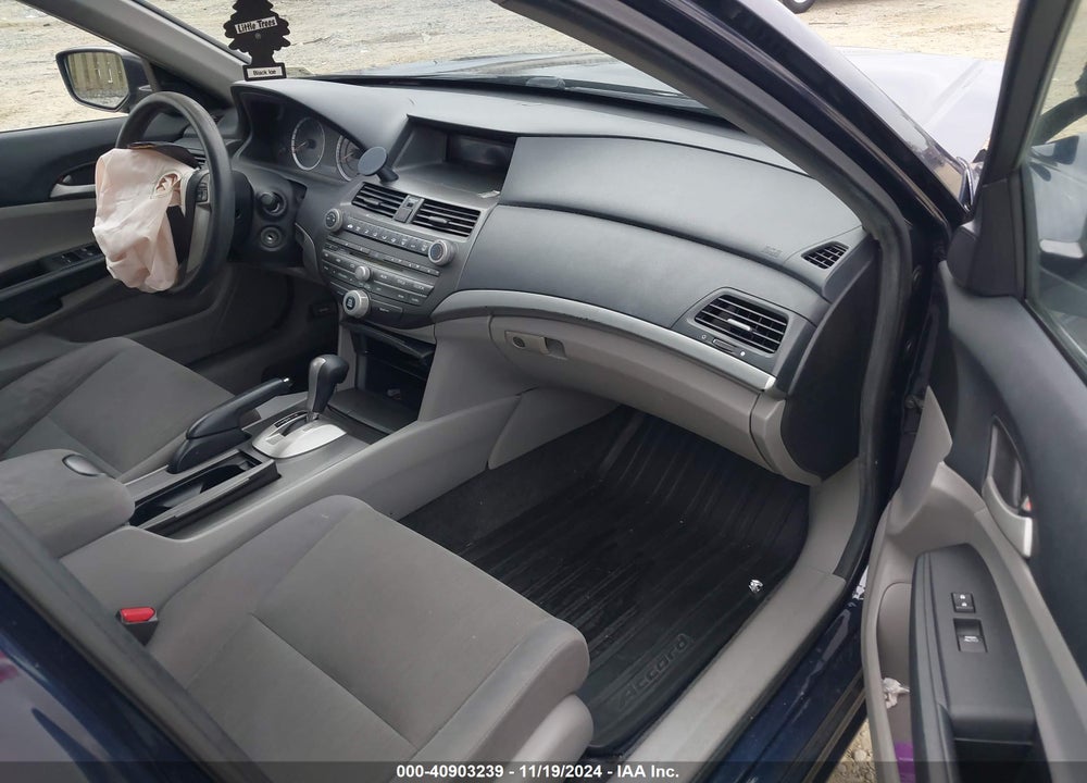 2011 HONDA ACCORD 2.4 LX-P VIN: 1HGCP2F44BA063082