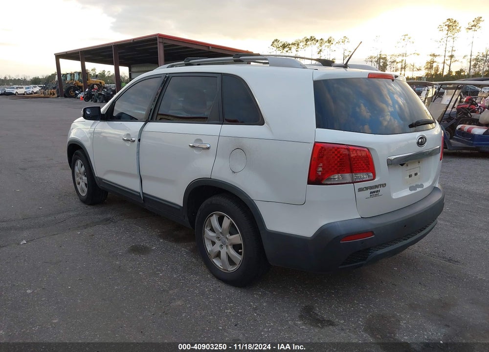 2012 KIA SORENTO LX VIN: 5XYKT3A6XCG259968