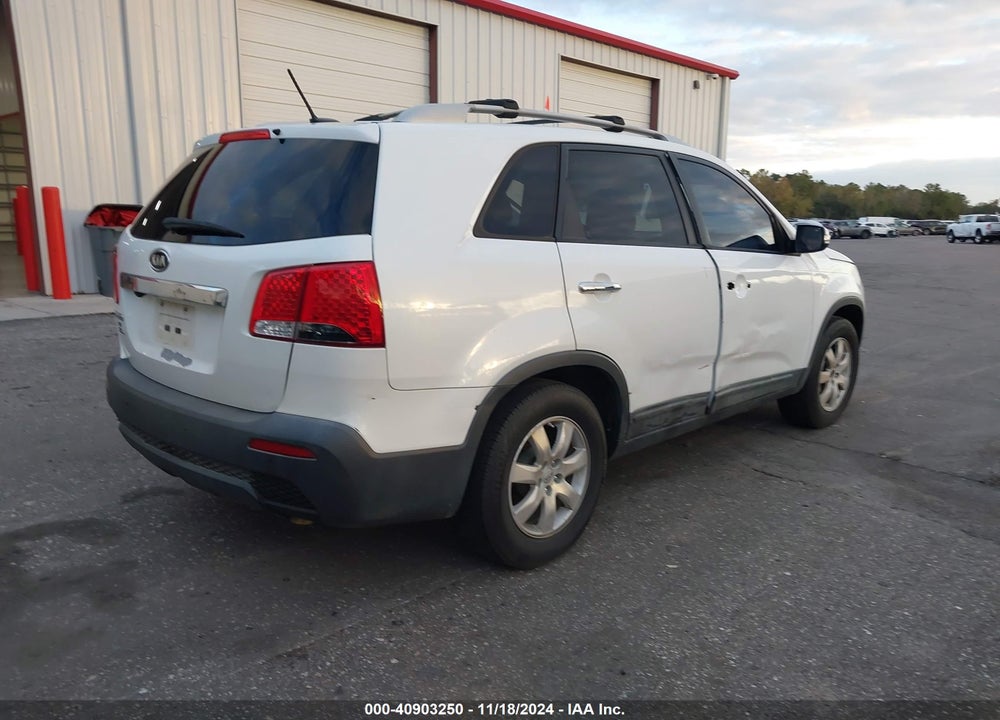 2012 KIA SORENTO LX VIN: 5XYKT3A6XCG259968