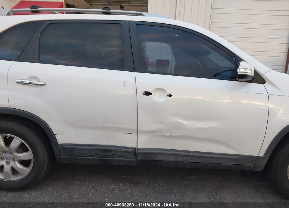 2012 KIA SORENTO LX VIN: 5XYKT3A6XCG259968