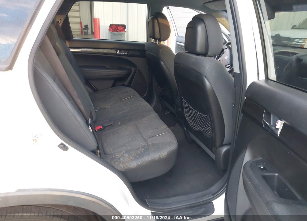 2012 KIA SORENTO LX VIN: 5XYKT3A6XCG259968
