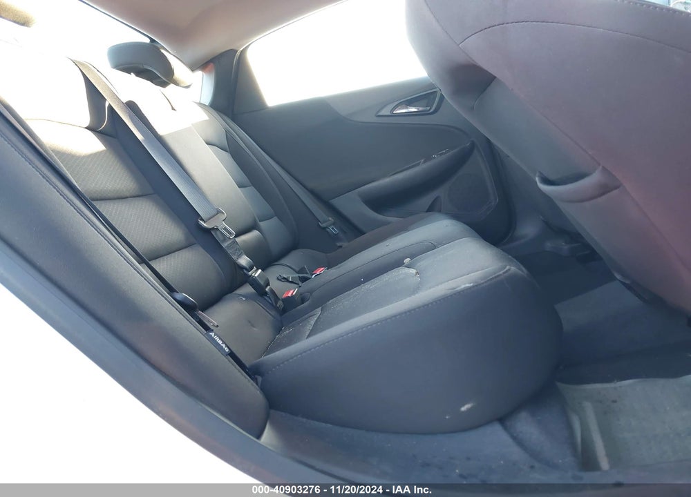 2019 CHEVROLET MALIBU LT VIN: 1G1ZD5ST2KF142911