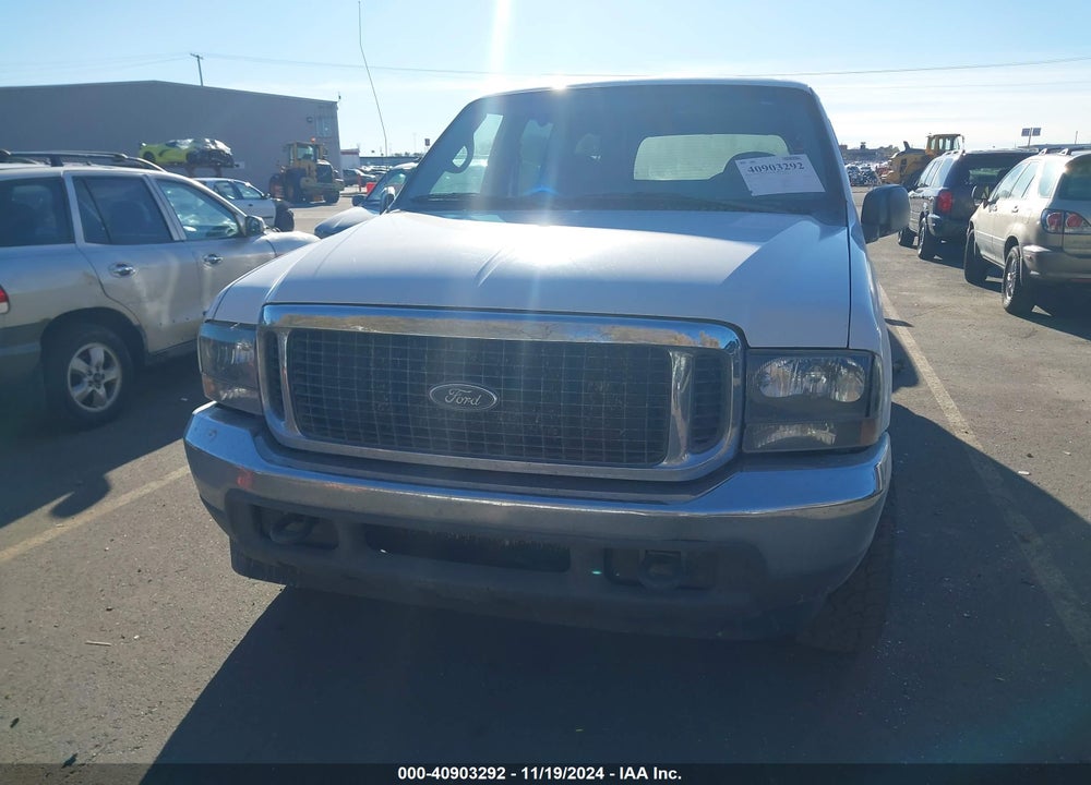 2000 FORD EXCURSION XLT VIN: 1FMNU41S2YEC70441
