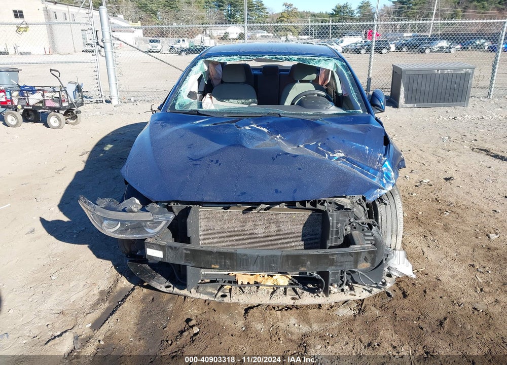 2018 HYUNDAI ELANTRA SEL VIN: 5NPD84LF3JH266425