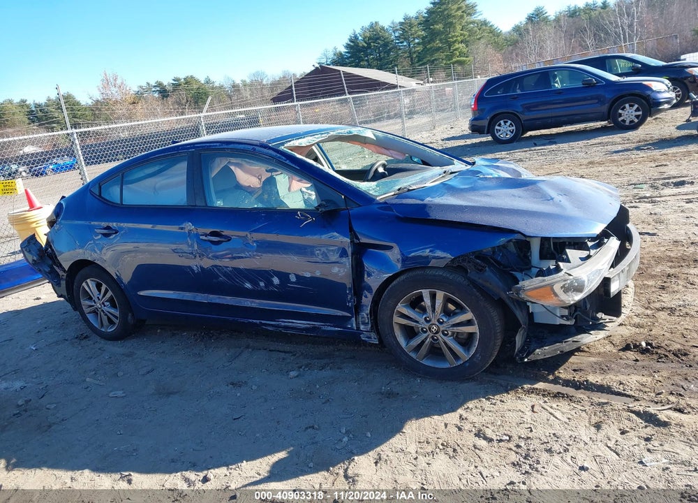 2018 HYUNDAI ELANTRA SEL VIN: 5NPD84LF3JH266425