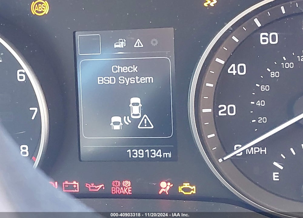 2018 HYUNDAI ELANTRA SEL VIN: 5NPD84LF3JH266425
