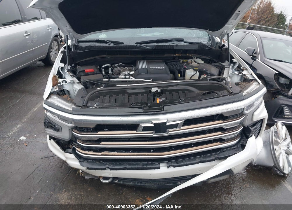 2022 CHEVROLET SILVERADO 1500 4WD SHORT BED HIGH COUNTRY VIN: 3GCUDJET3NG670594